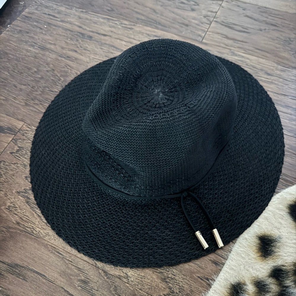 HM RATTAN HAT - Picture 2 of 4